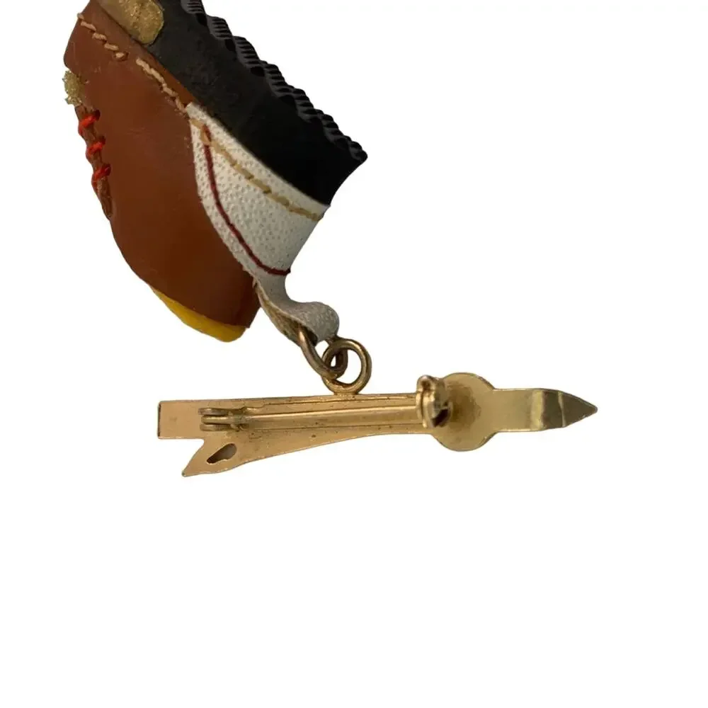 Vintage Ski Boot Bar Pin